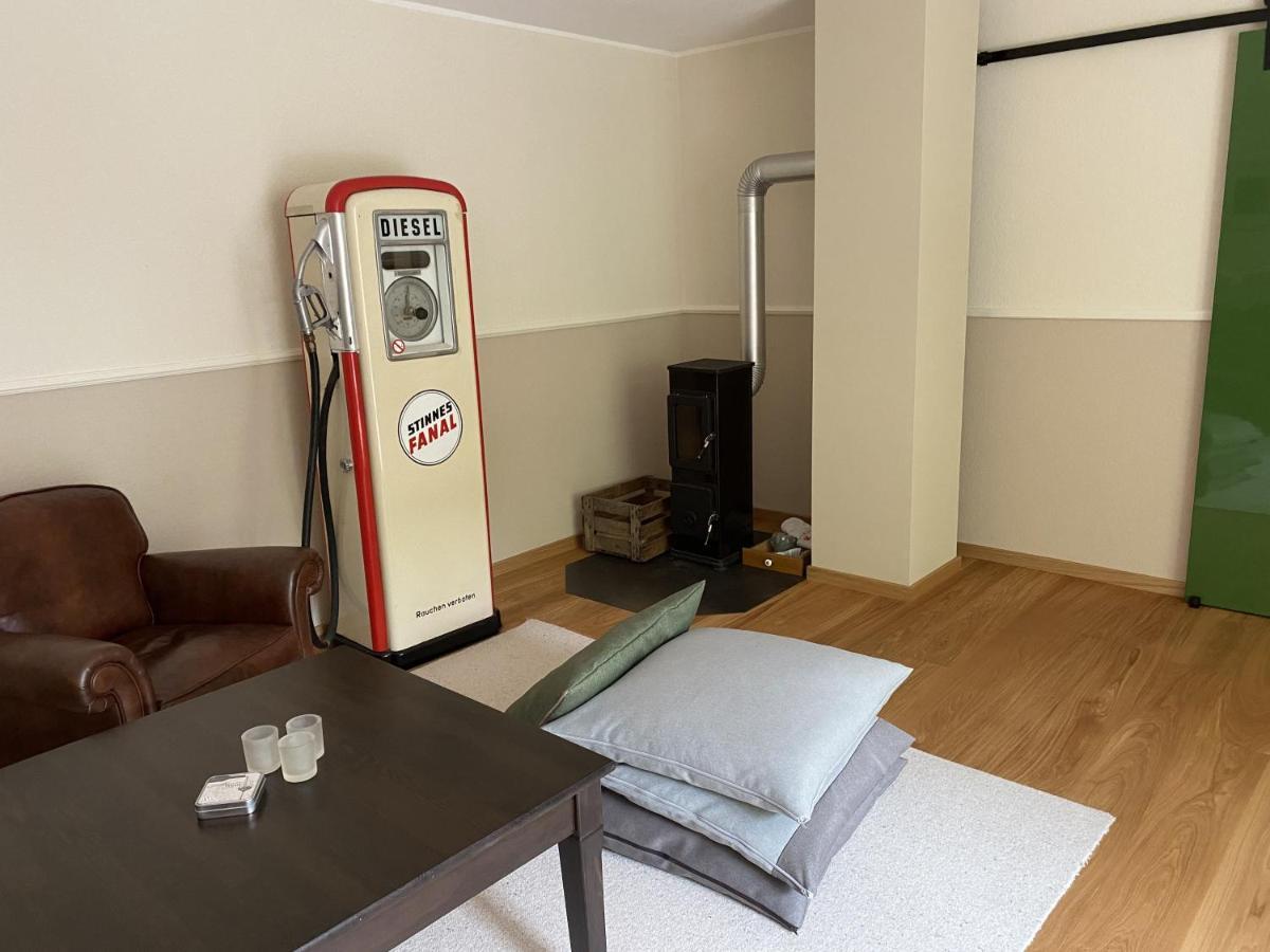 Eine Gemuetliche Ferienwohnung Mit Garten Bad Karlshafen Exterior foto