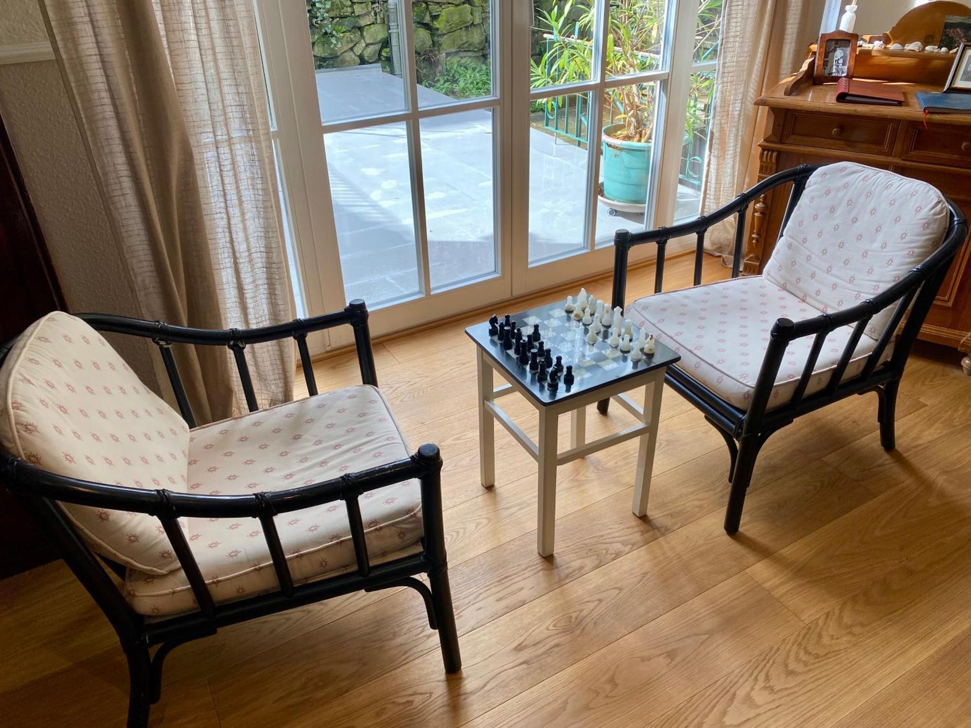 Eine Gemuetliche Ferienwohnung Mit Garten Bad Karlshafen Exterior foto